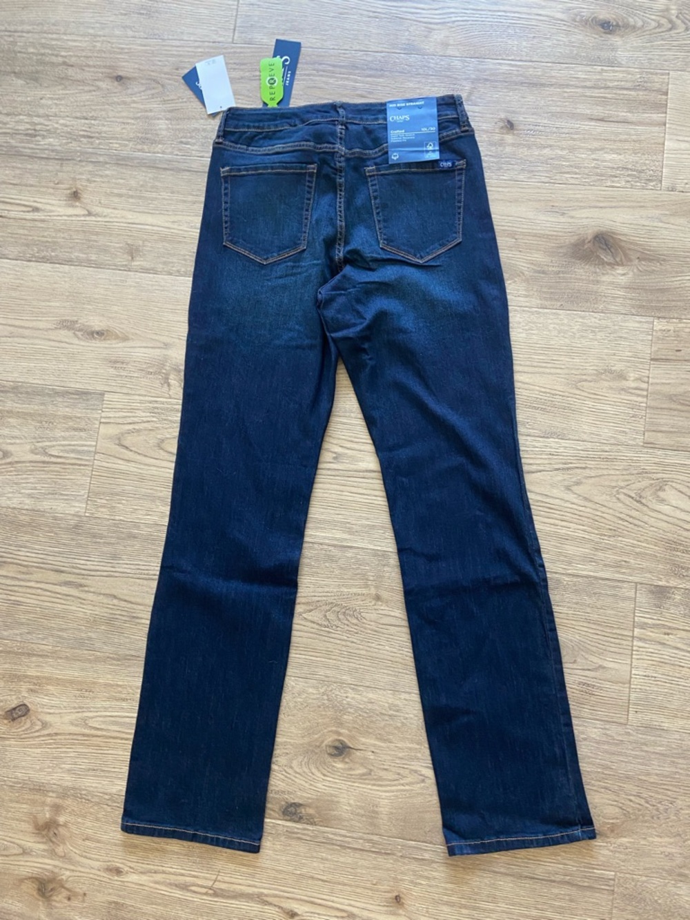 NWT Chaps Women Dark Indigo Straight Leg Jeans Sandee Super Soft Stretch 10L/30 - Picture 2 of 9